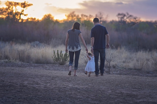 child with parents