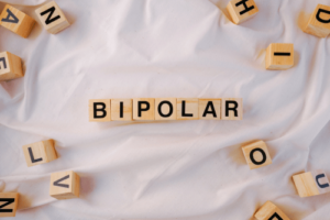 how a person with bipolar thinks